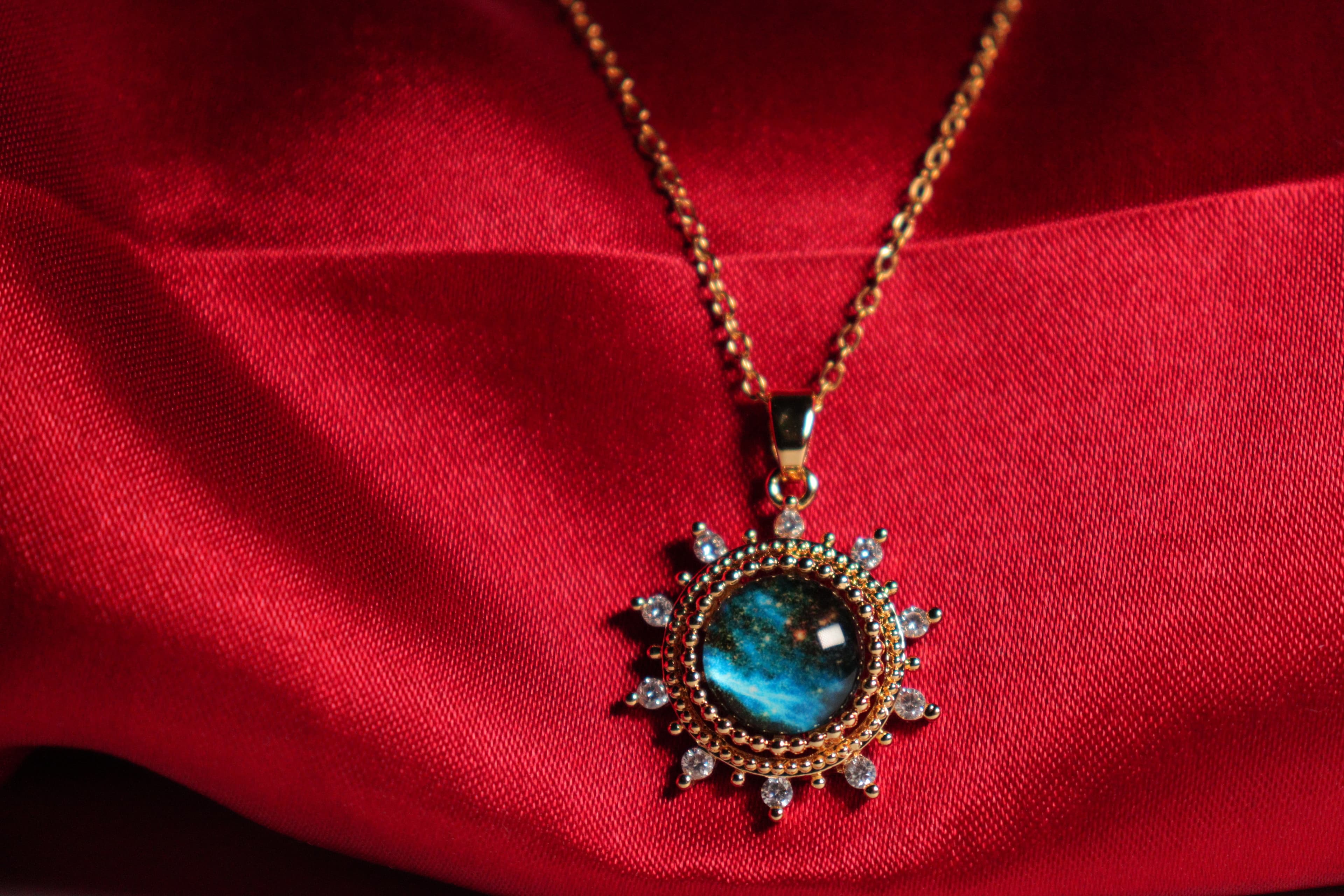 Ocean Aura Sunburst Necklace