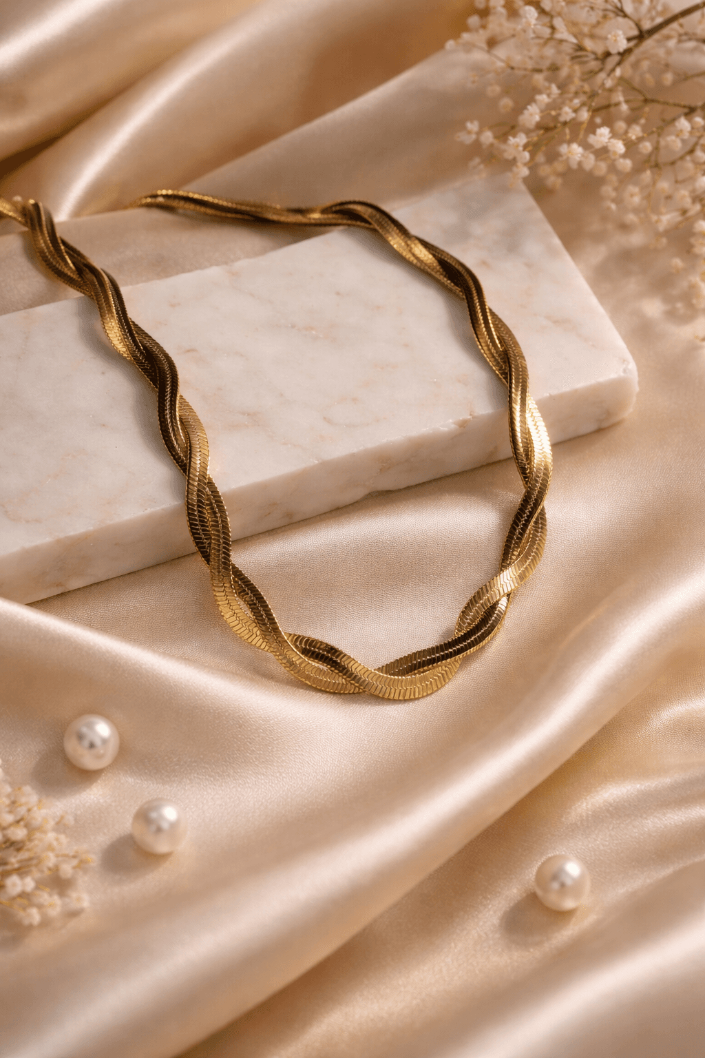 Celeste Twist Luxe Chain Necklace